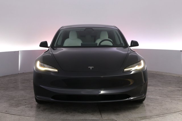 2024 Tesla Model 3 — photo 9 of 24