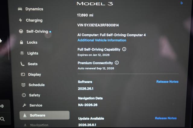 2024 Tesla Model 3 — photo 5 of 24