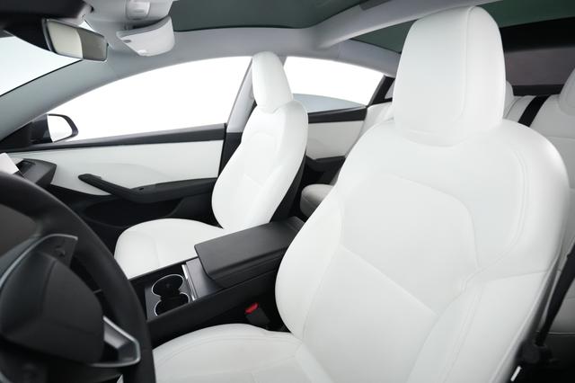 2024 Tesla Model 3 — photo 3 of 24