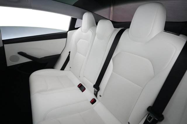 2024 Tesla Model 3 — photo 19 of 24