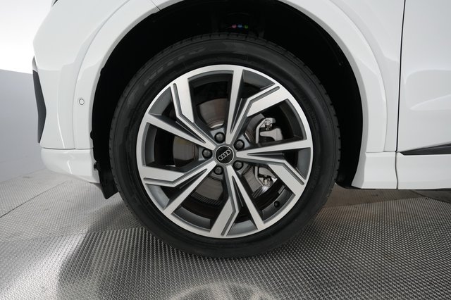 2023 Audi Q4 Sportback e-tron — photo 15 of 23