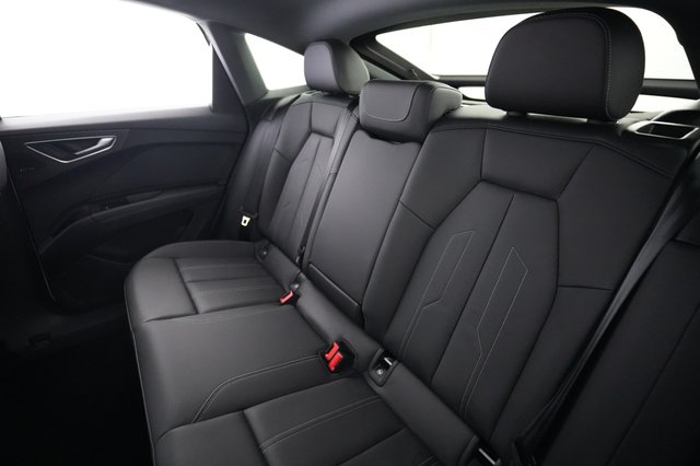 2023 Audi Q4 Sportback e-tron — photo 19 of 23