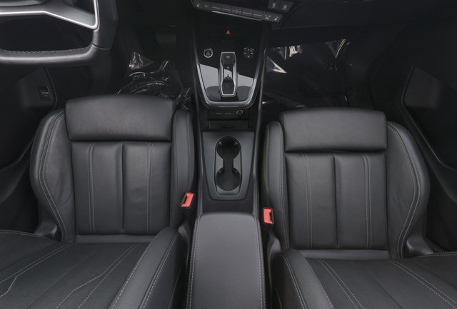 2023 Audi Q4 Sportback e-tron — photo 22 of 23