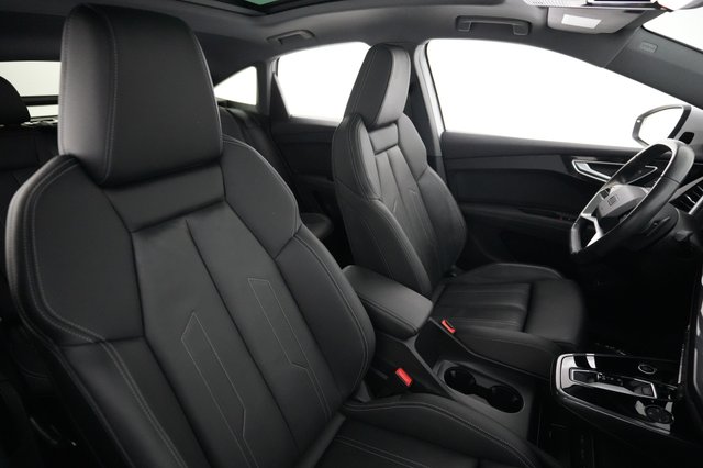 2023 Audi Q4 Sportback e-tron — photo 18 of 23