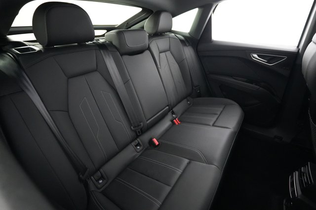 2023 Audi Q4 Sportback e-tron — photo 4 of 22