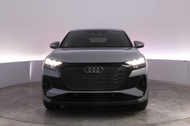 2023 Audi Q4 Sportback e-tron — photo 9 of 22