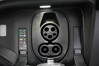 2024 Audi Q8 e-tron — photo 8 of 25
