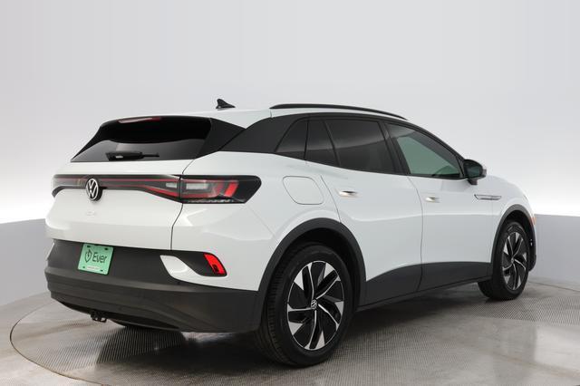 2022 Volkswagen ID.4 — photo 2 of 23