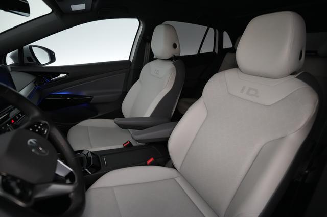 2022 Volkswagen ID.4 — photo 3 of 23