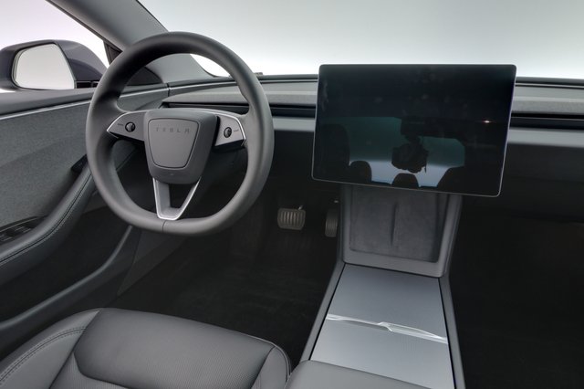 2024 Tesla Model 3 — photo 20 of 23