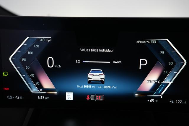 2024 BMW iX — photo 5 of 26
