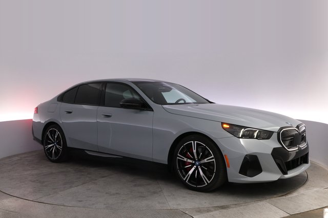 2024 BMW i5 — photo 11 of 23