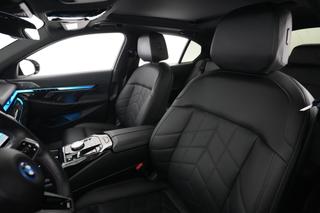 2024 BMW i5 — photo 3 of 23