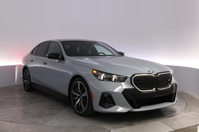 2024 BMW i5 — photo 10 of 23