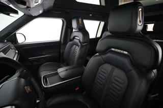 2023 Rivian R1S — photo 3 of 27