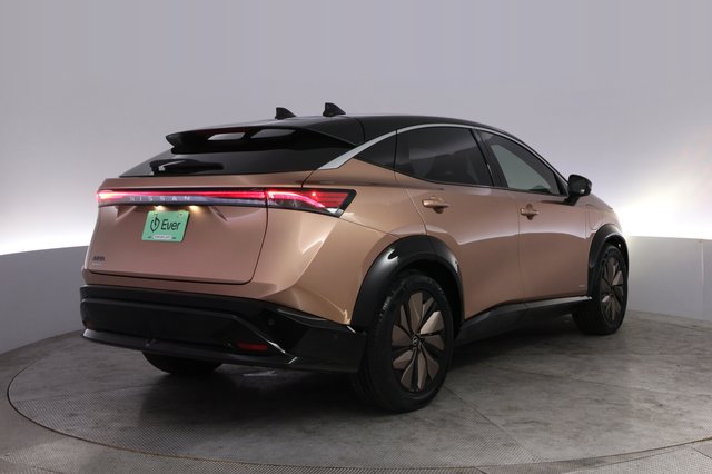 2023 Nissan Ariya — photo 2 of 28