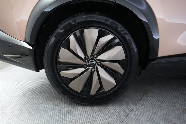 2023 Nissan Ariya — photo 17 of 28