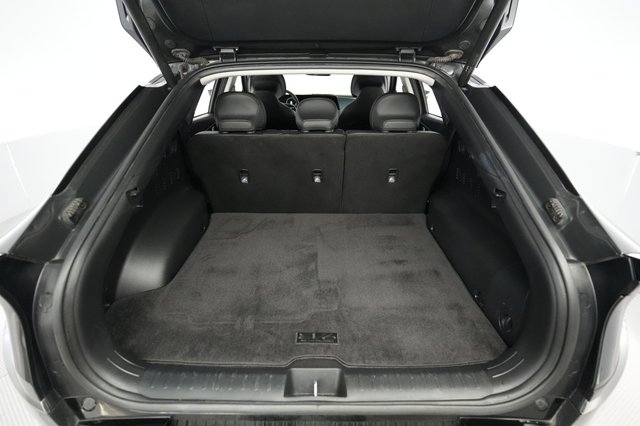 2023 Kia EV6 — photo 6 of 28