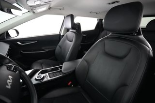 2023 Kia EV6 — photo 3 of 28