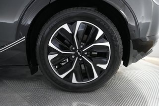2023 Kia EV6 — photo 7 of 28