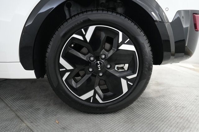 2023 Kia Niro EV — photo 7 of 24