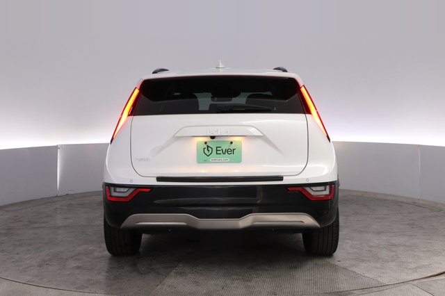 2023 Kia Niro EV — photo 12 of 24