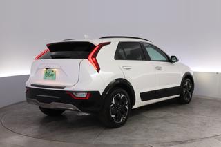 2023 Kia Niro EV — photo 2 of 24