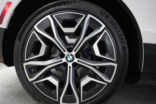 2023 BMW iX — photo 7 of 21