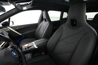 2023 BMW iX — photo 3 of 23