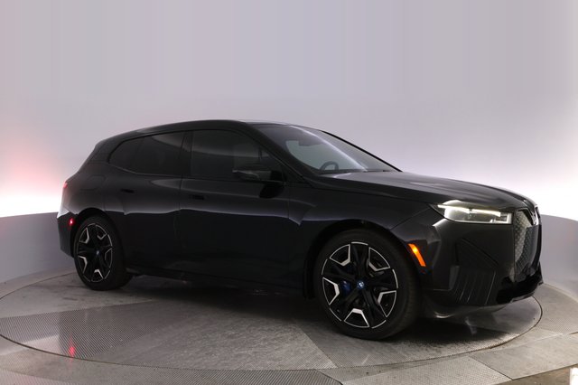 2023 BMW iX — photo 11 of 23