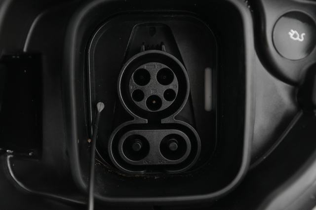 2023 Polestar 2 — photo 8 of 24