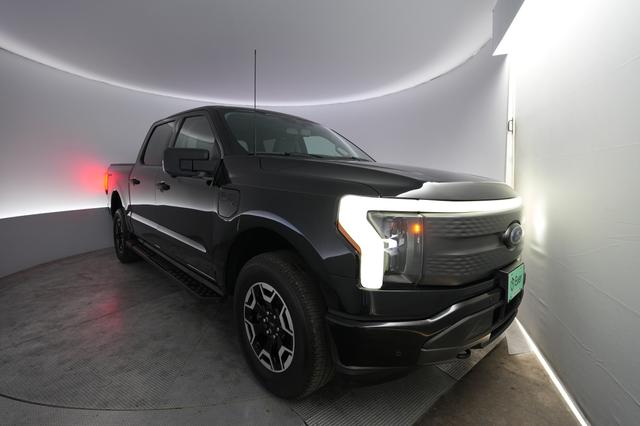 2023 Ford F-150 Lightning — VIN 1FTVW1EL8PWG60176