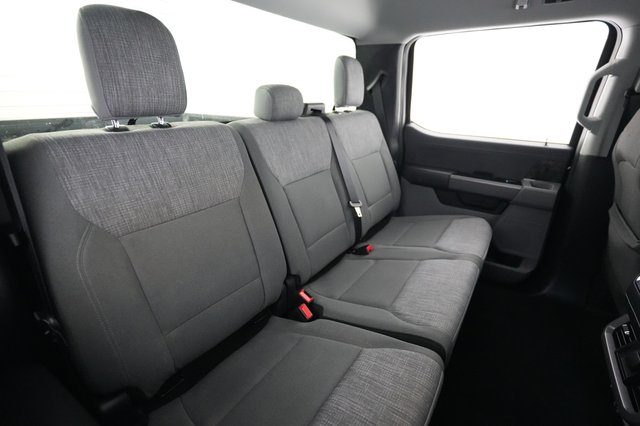 2023 Ford F-150 Lightning — photo 4 of 19