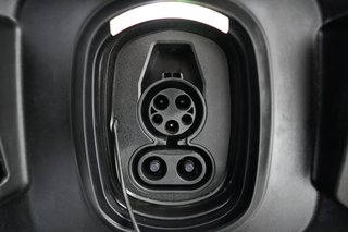 2024 Chevrolet Silverado EV — photo 8 of 18