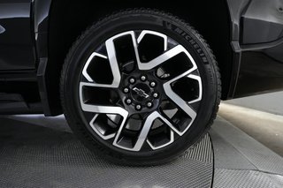 2024 Chevrolet Silverado EV — photo 7 of 18