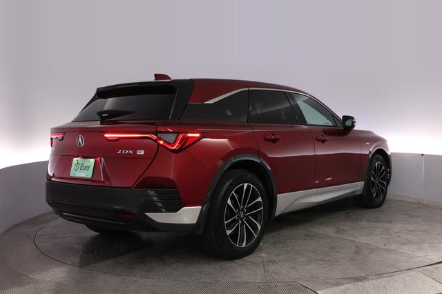 2024 Acura ZDX — photo 2 of 23