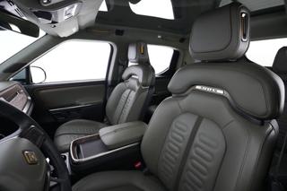 2024 Rivian R1T — photo 3 of 27