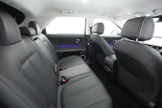 2022 Hyundai IONIQ 5 — photo 3 of 28