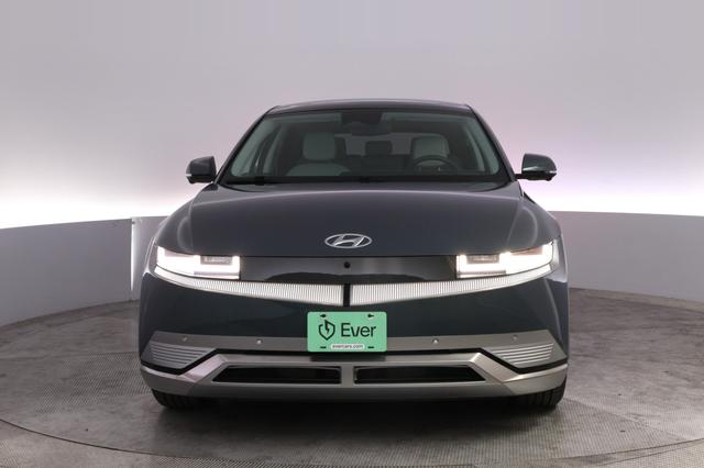2024 Hyundai IONIQ 5 — photo 9 of 22