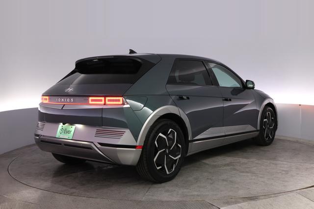 2024 Hyundai IONIQ 5 — photo 2 of 22