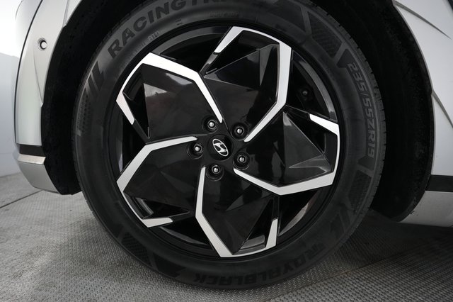 2024 Hyundai IONIQ 5 — photo 15 of 22