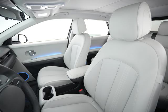 2024 Hyundai IONIQ 5 — photo 3 of 24