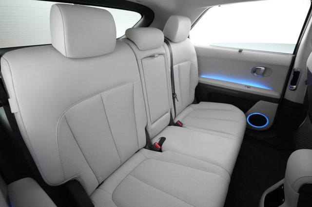 2024 Hyundai IONIQ 5 — photo 4 of 24