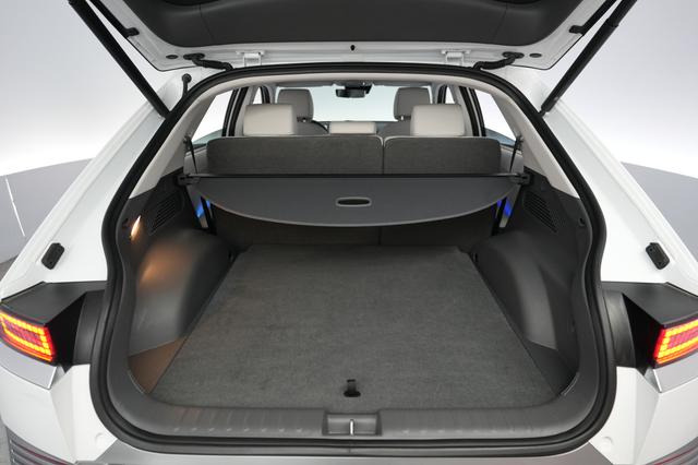 2024 Hyundai IONIQ 5 — photo 6 of 24