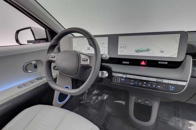2024 Hyundai IONIQ 5 — photo 20 of 24