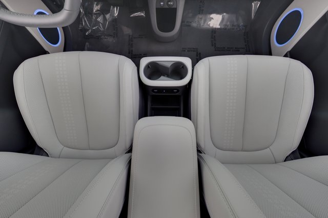 2024 Hyundai IONIQ 5 — photo 22 of 24