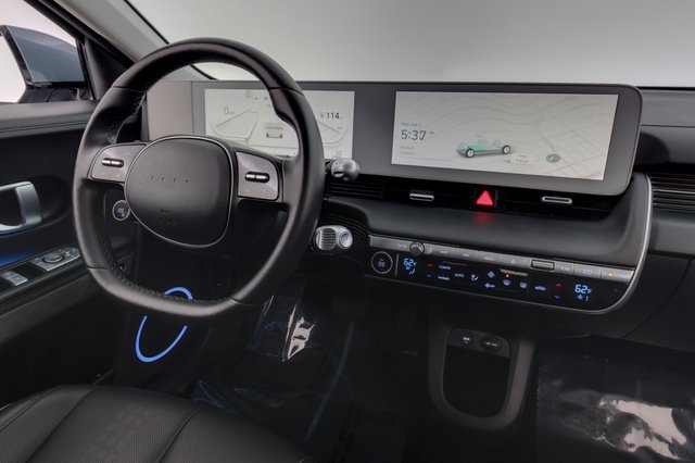 2024 Hyundai IONIQ 5 — photo 20 of 24