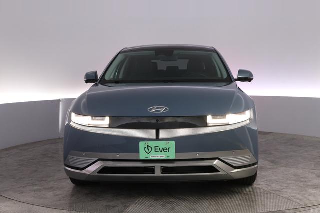 2024 Hyundai IONIQ 5 — photo 9 of 24