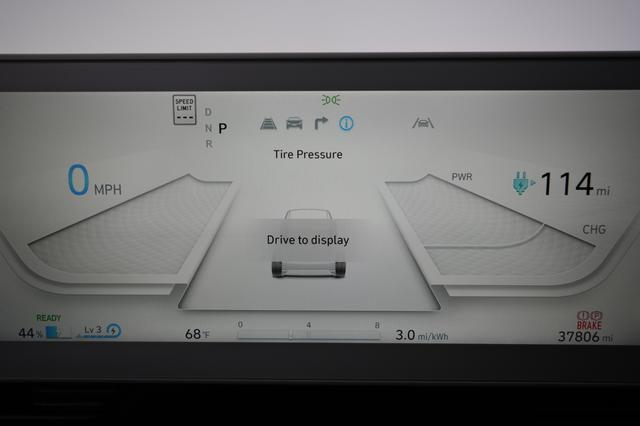 2024 Hyundai IONIQ 5 — photo 5 of 24