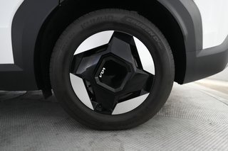 2024 Kia EV9 — photo 7 of 24